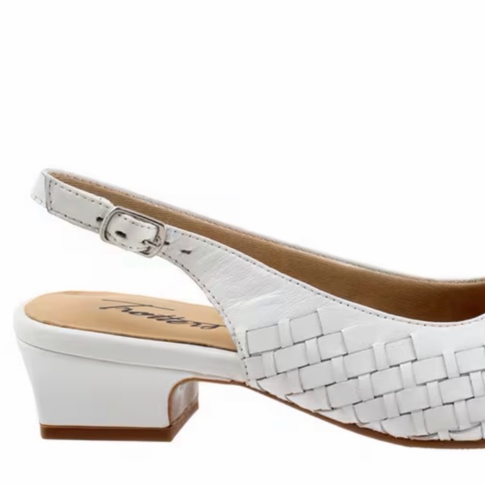 WOMEN'S TROTTERS DEA WOVEN SLINGBACK PUMPS White - Picture 7 of 7